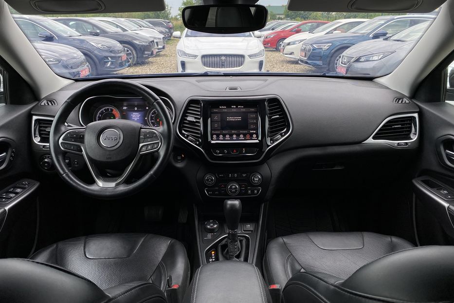 Продам Jeep Cherokee 2.0 AT (272 к.с.) 4WD 2018 года в Львове