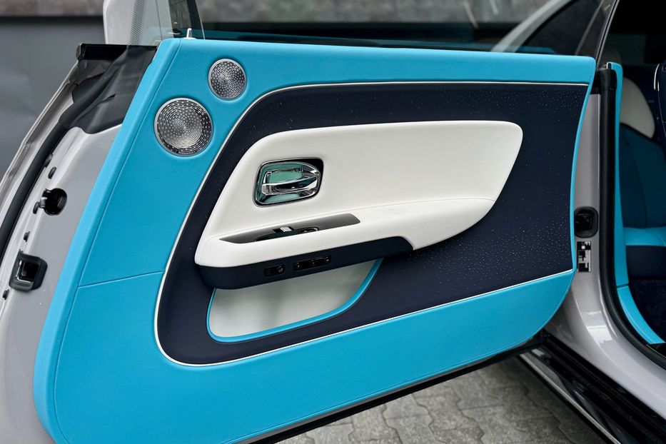 Продам Rolls-Royce Wraith Spectre 2024 года в Киеве