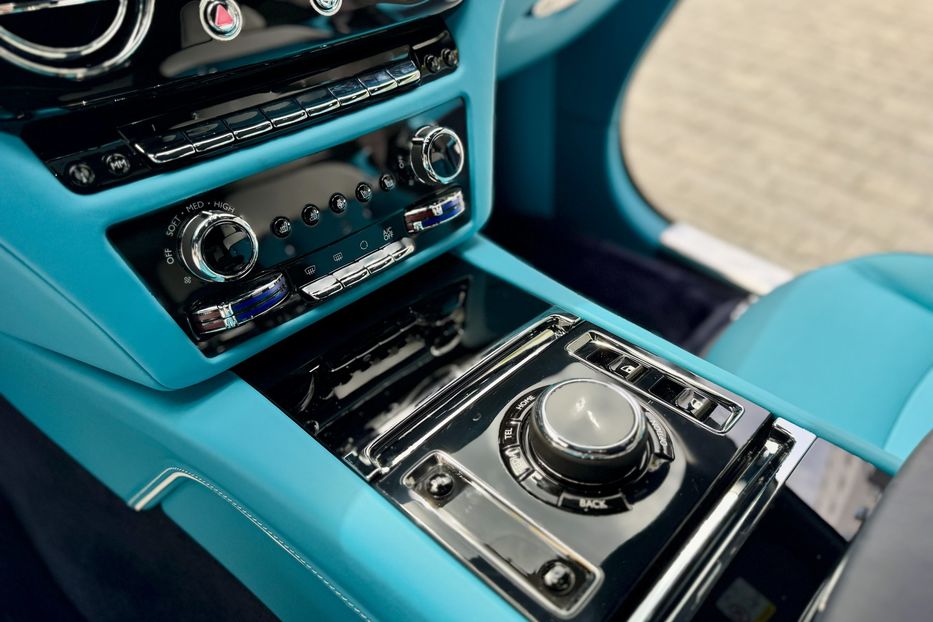 Продам Rolls-Royce Wraith Spectre 2024 года в Киеве