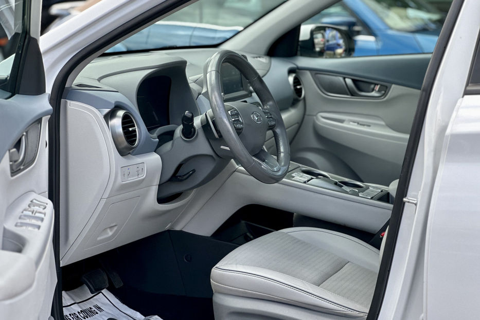 Продам Hyundai Kona 2021 года в Киеве