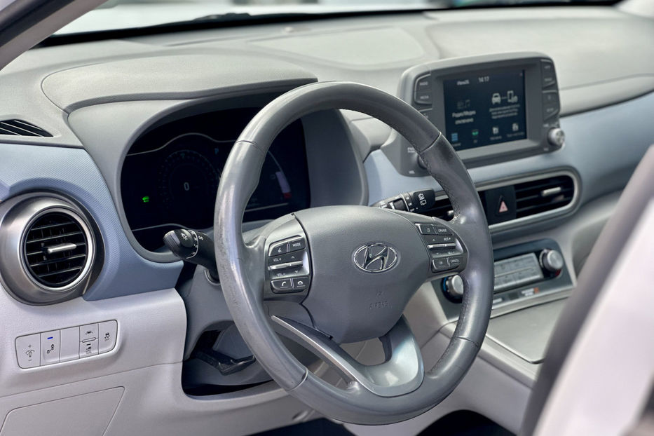 Продам Hyundai Kona 2021 года в Киеве