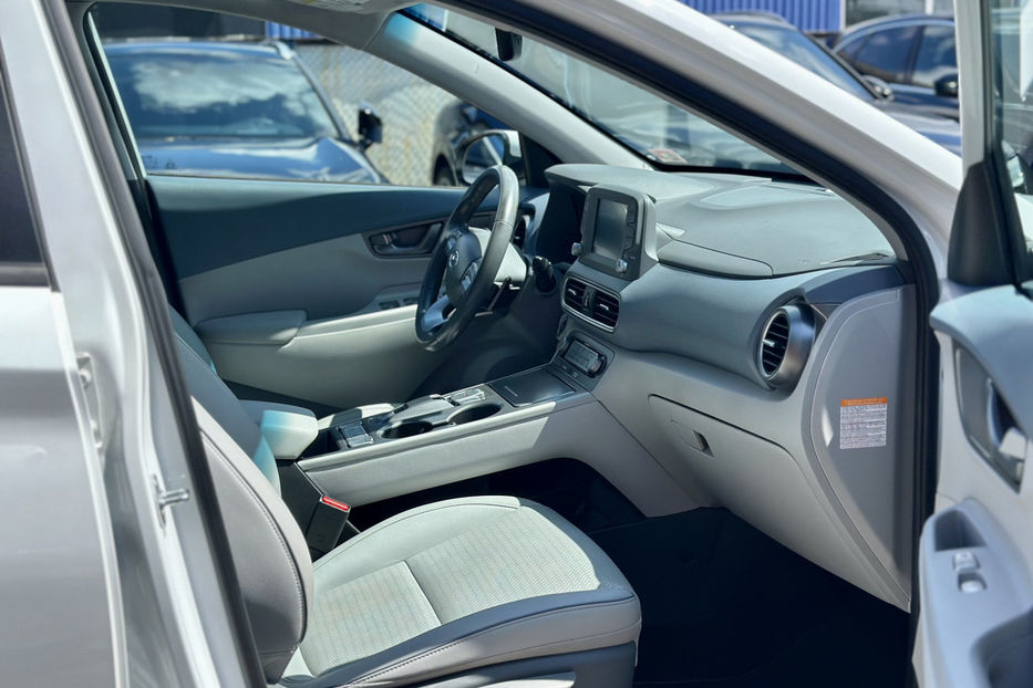 Продам Hyundai Kona 2021 года в Киеве
