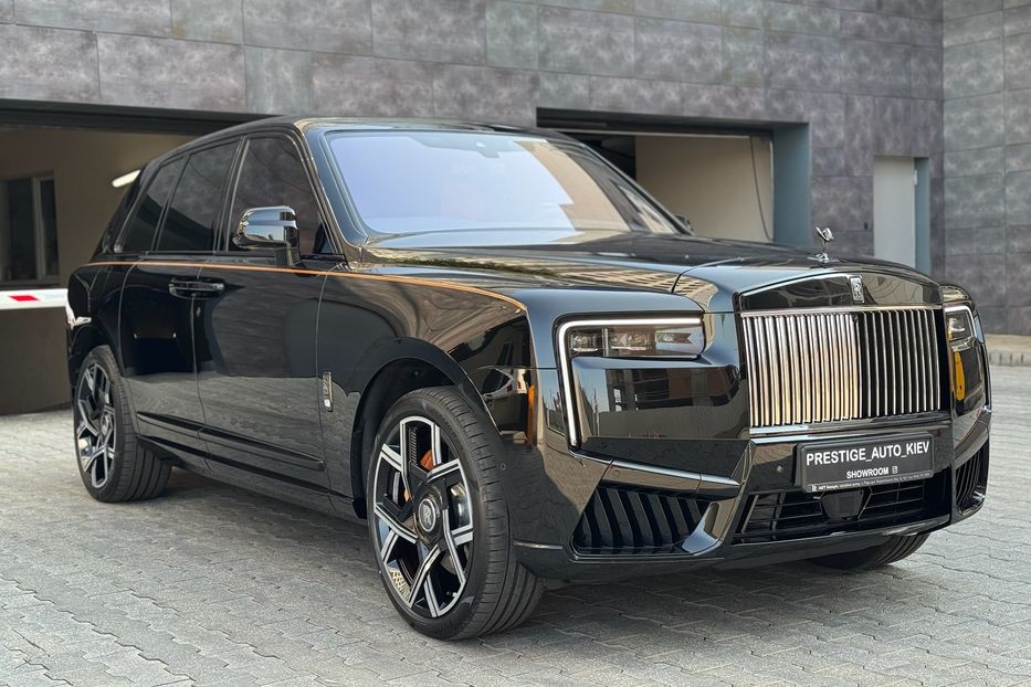 Продам Rolls-Royce Cullinan BLACK BADGE 2025 года в Киеве