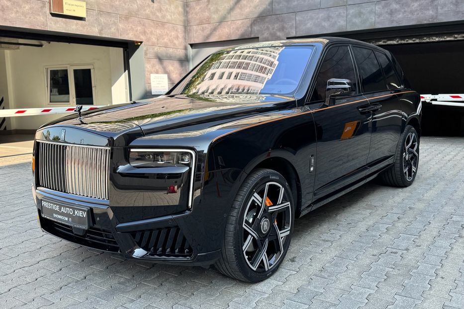 Продам Rolls-Royce Cullinan BLACK BADGE 2025 года в Киеве