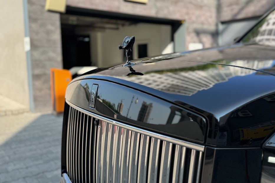 Продам Rolls-Royce Cullinan BLACK BADGE 2025 года в Киеве
