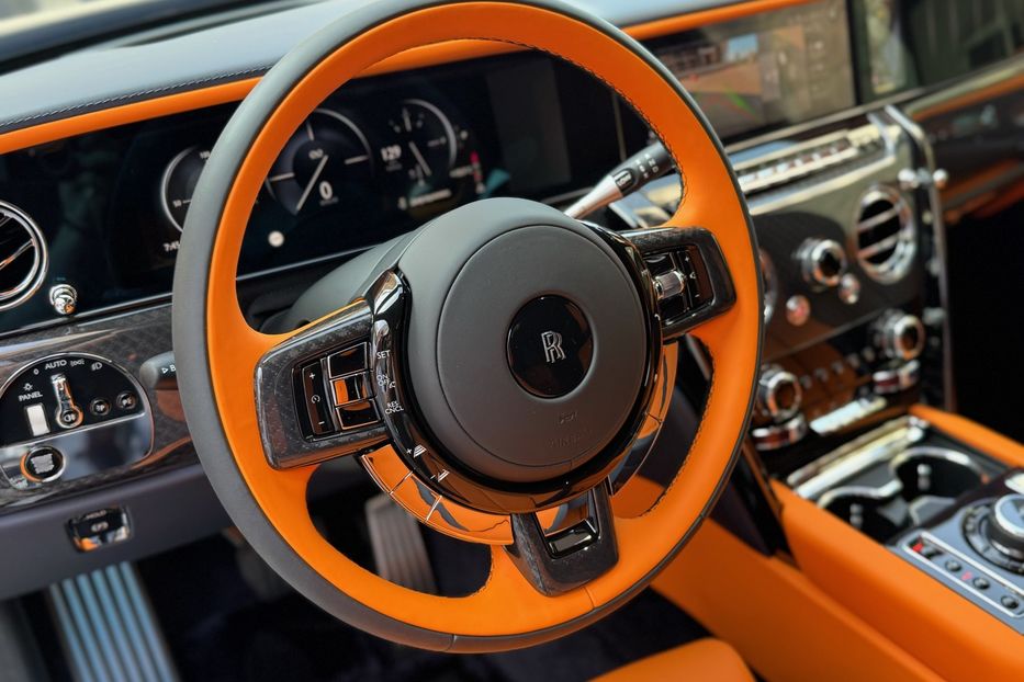 Продам Rolls-Royce Cullinan BLACK BADGE 2025 года в Киеве