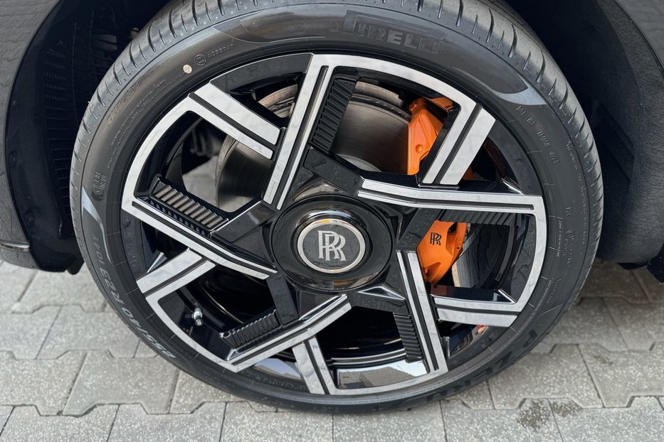 Продам Rolls-Royce Cullinan BLACK BADGE 2025 года в Киеве