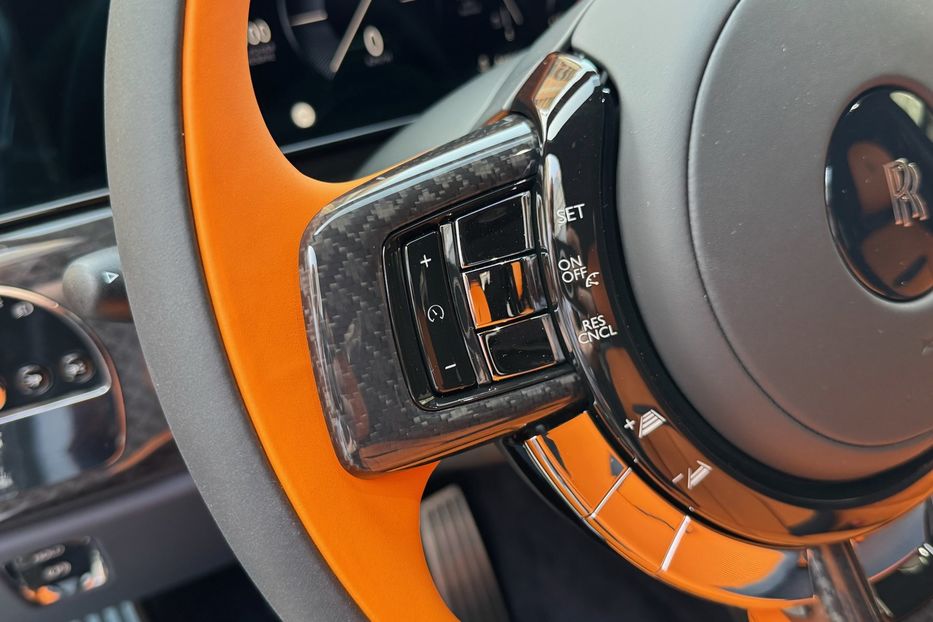 Продам Rolls-Royce Cullinan BLACK BADGE 2025 года в Киеве
