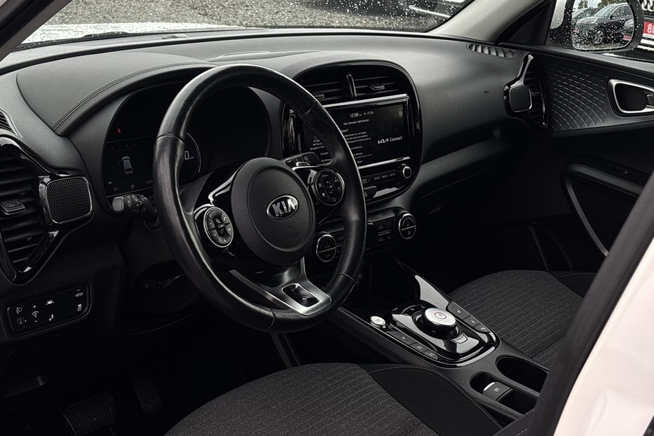 Продам Kia Soul 64квт  2021 года в Львове