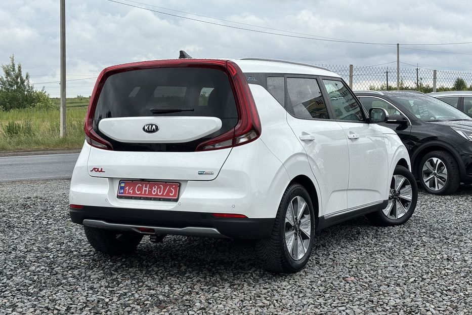 Продам Kia Soul 64квт  2021 года в Львове