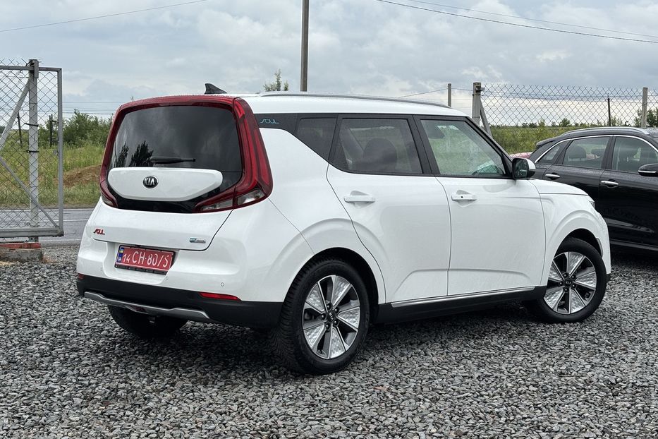 Продам Kia Soul 64квт  2021 года в Львове