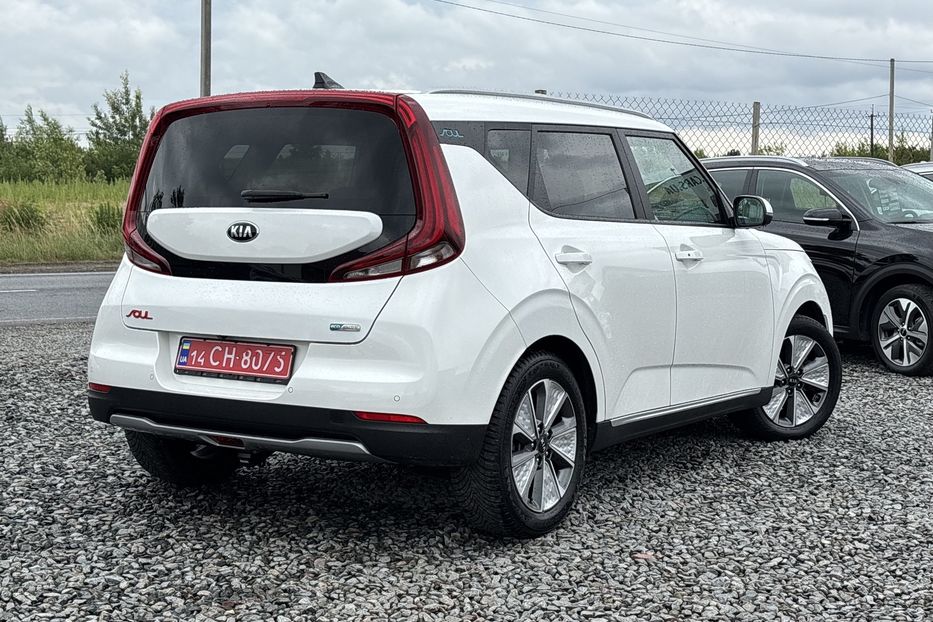 Продам Kia Soul 64квт  2021 года в Львове