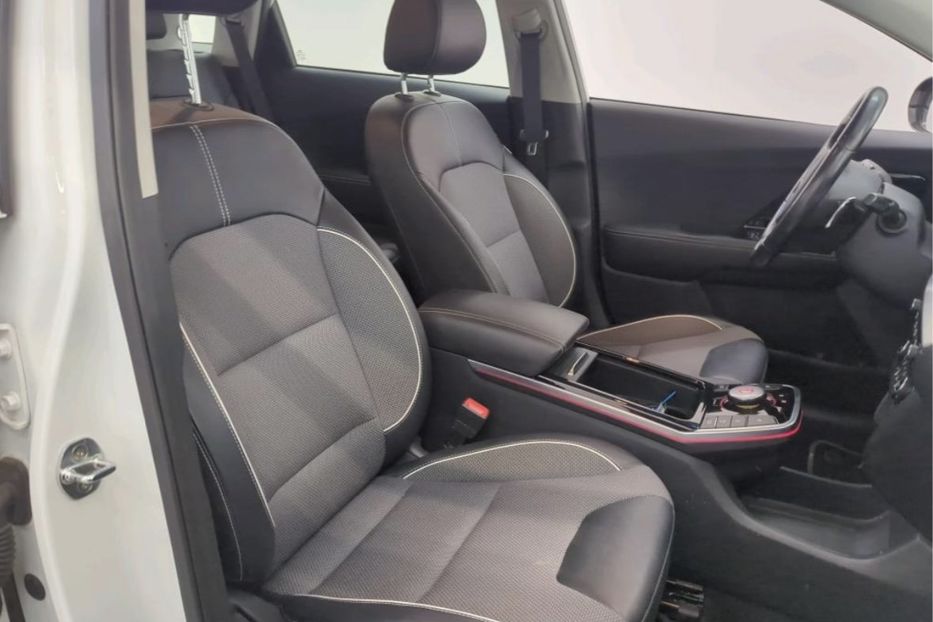 Продам Kia Niro 64 kw Premium авто в дорозі  2020 года в Львове