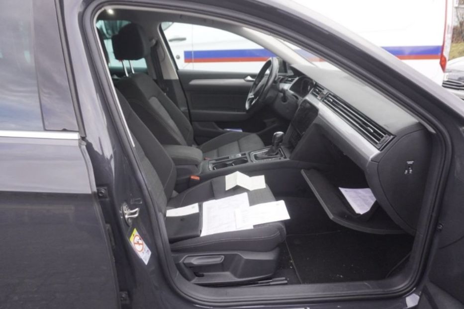 Продам Volkswagen Passat B8 2.0диз 147kw DSG авто в дорозі 2021 года в Львове