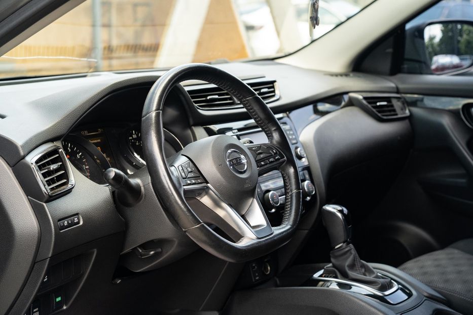 Продам Nissan Rogue Sport 2018 года в Черновцах