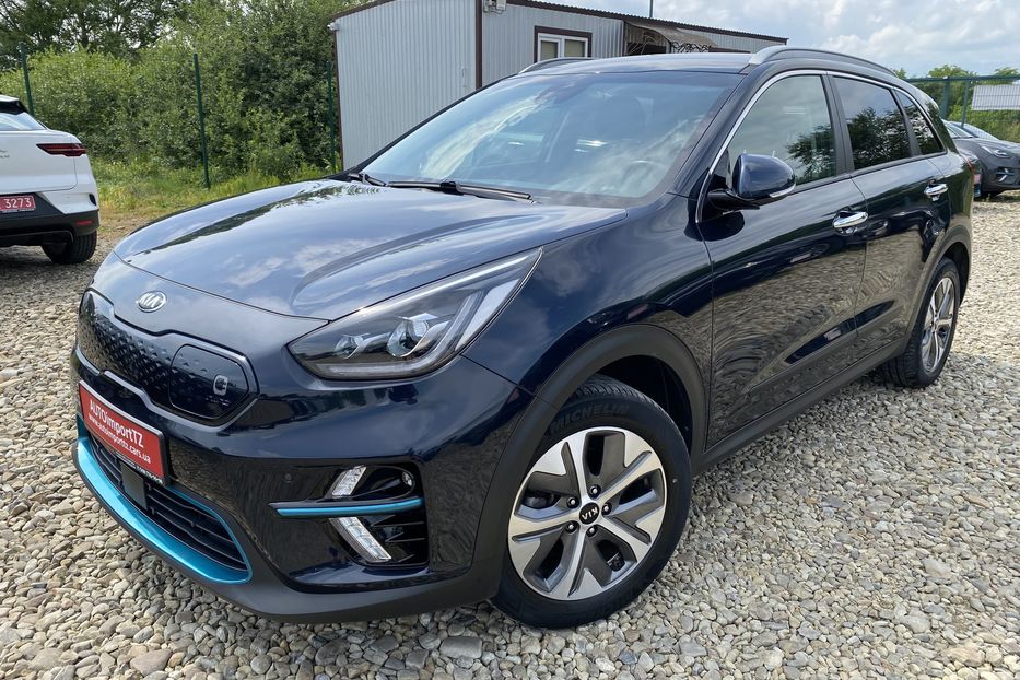 Продам Kia Niro 64 kWh Макс. комплектація 2020 года в Львове