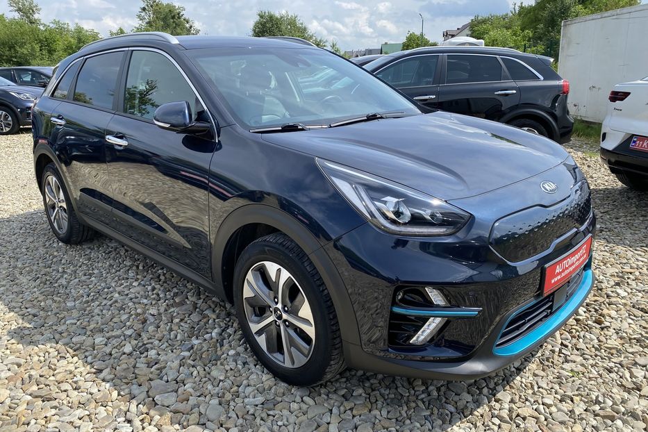 Продам Kia Niro 64 kWh Макс. комплектація 2020 года в Львове