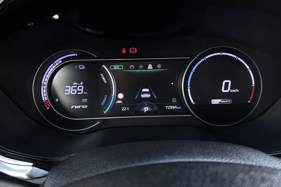 Продам Kia Niro 64 kWh Макс. комплектація 2020 года в Львове