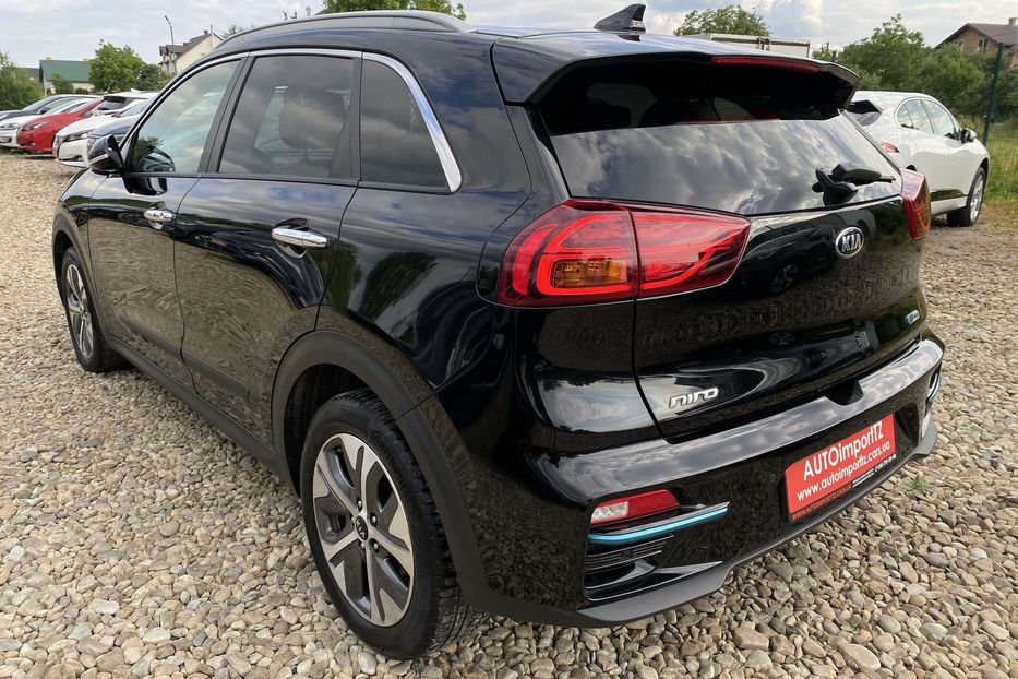 Продам Kia Niro 64кВт Макс.компл.Prestige 2020 года в Львове