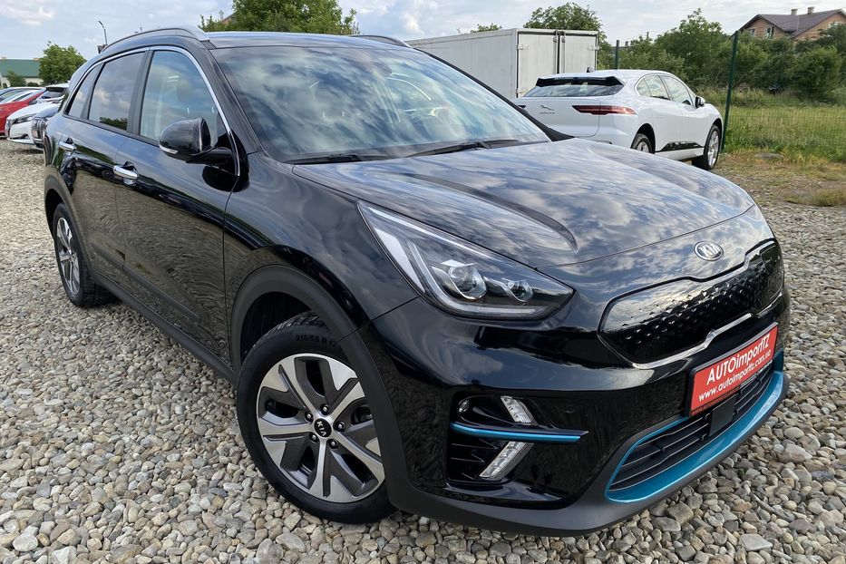 Продам Kia Niro 64кВт Макс.компл.Prestige 2020 года в Львове