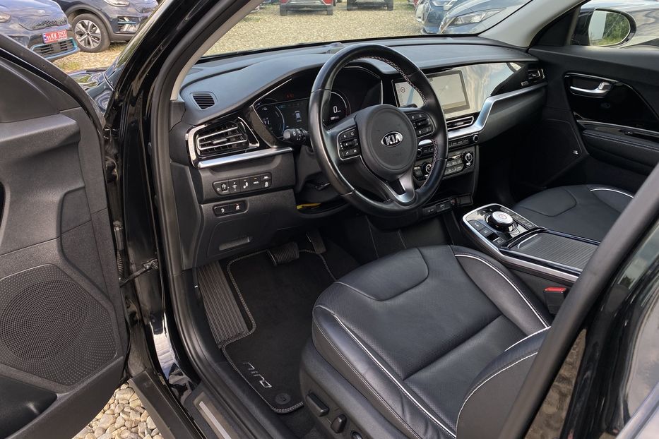 Продам Kia Niro 64кВт Макс.компл.Prestige 2020 года в Львове