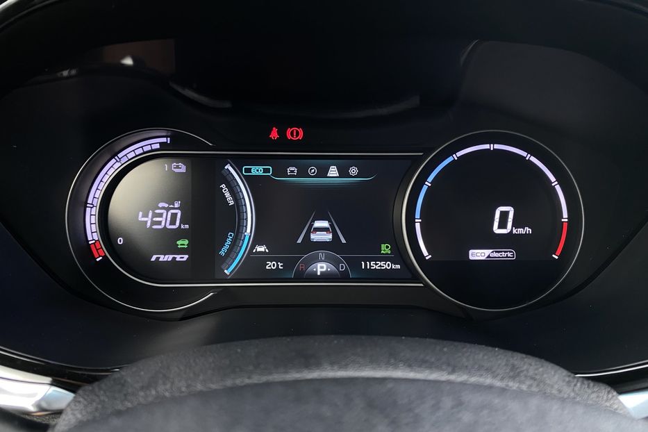 Продам Kia Niro 64кВт Макс.компл.Prestige 2020 года в Львове