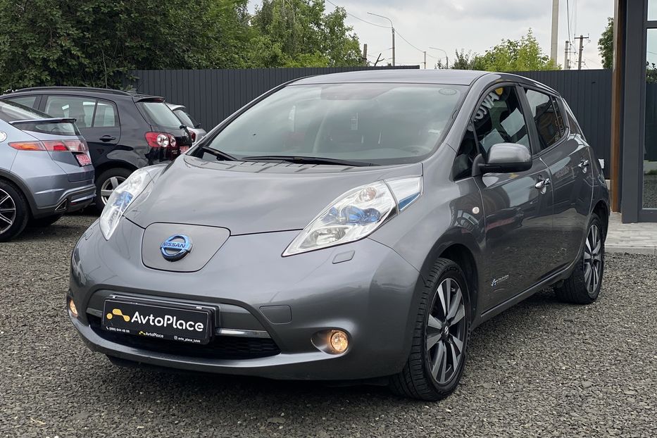 Продам Nissan Leaf 2015 года в Луцке