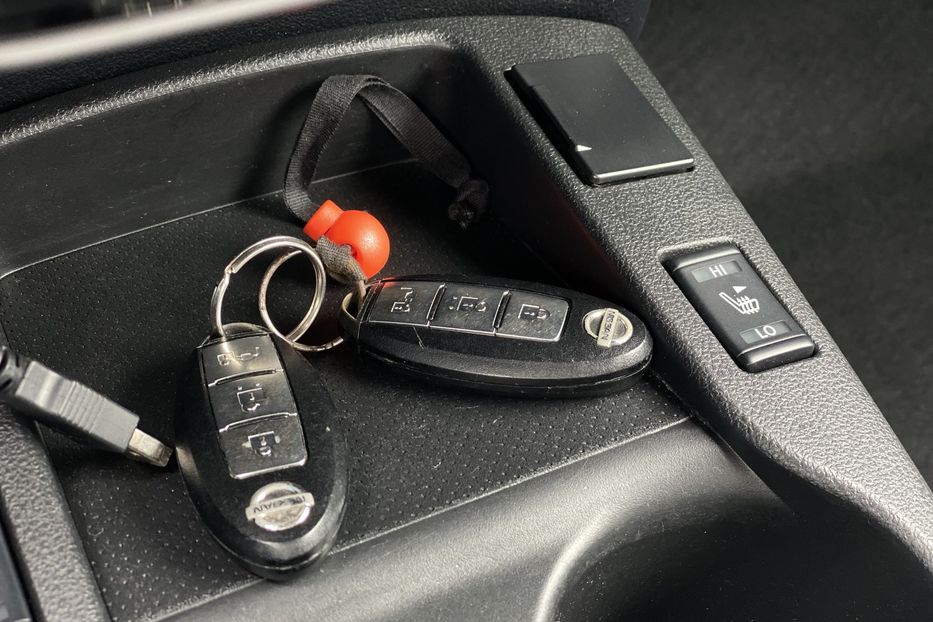 Продам Nissan Leaf 2015 года в Луцке