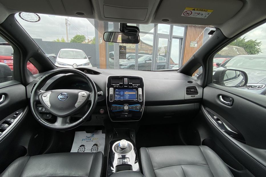 Продам Nissan Leaf 2015 года в Луцке