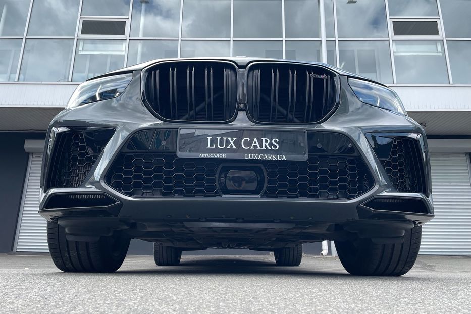 Продам BMW X5 M Competition 2022 года в Киеве