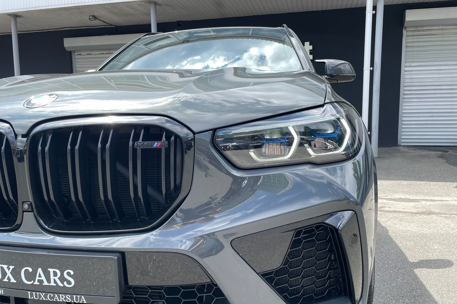 Продам BMW X5 M Competition 2022 года в Киеве