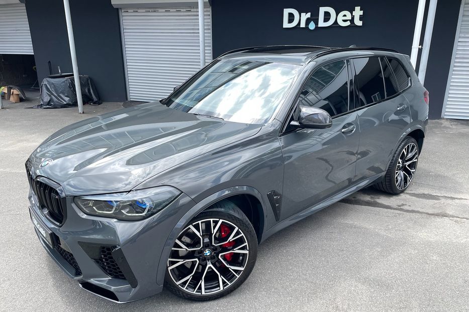 Продам BMW X5 M Competition 2022 года в Киеве