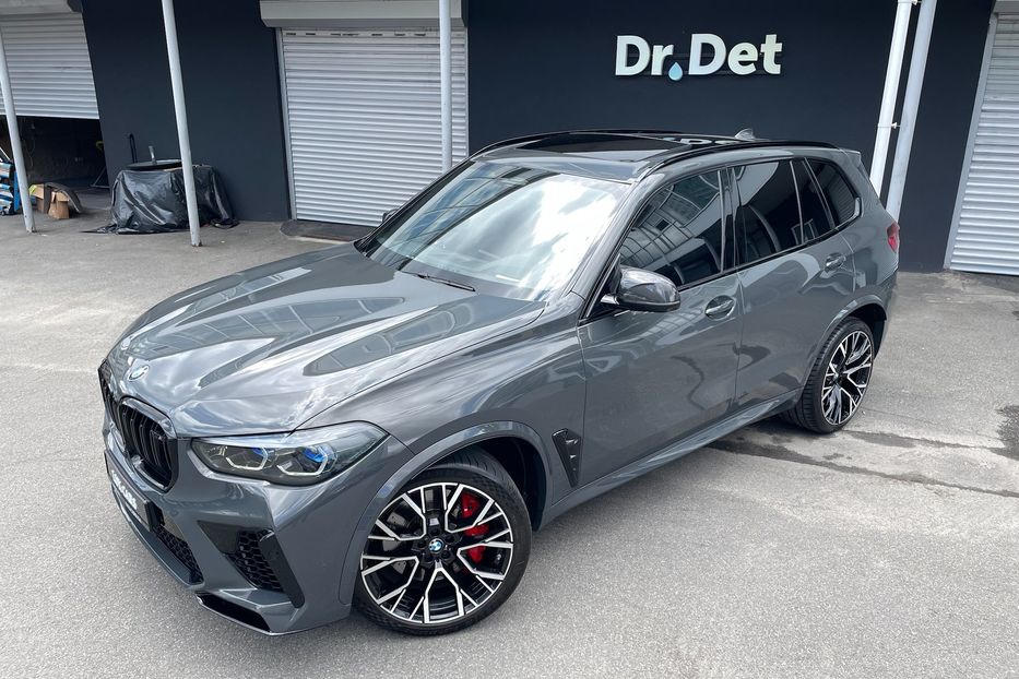 Продам BMW X5 M Competition 2022 года в Киеве