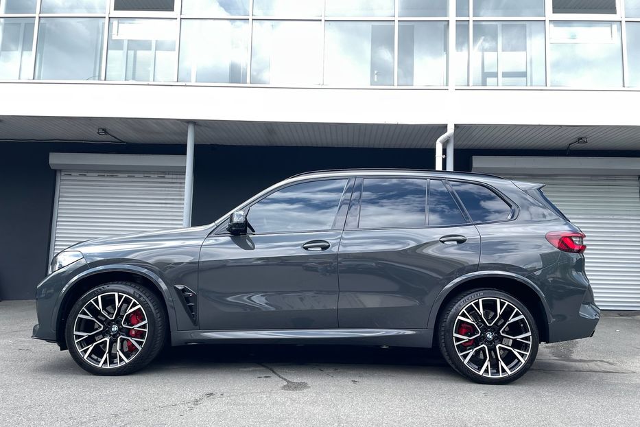 Продам BMW X5 M Competition 2022 года в Киеве