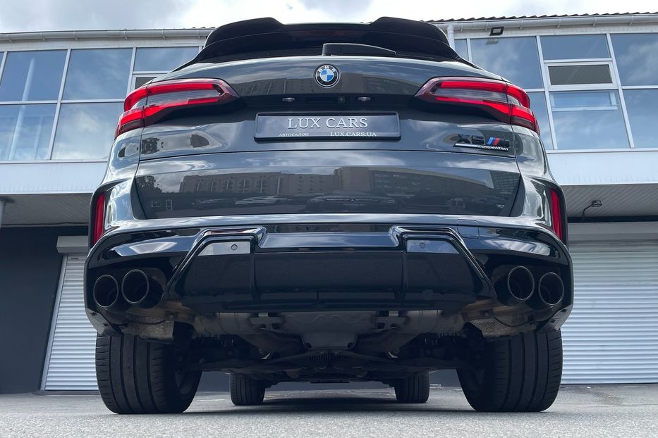 Продам BMW X5 M Competition 2022 года в Киеве