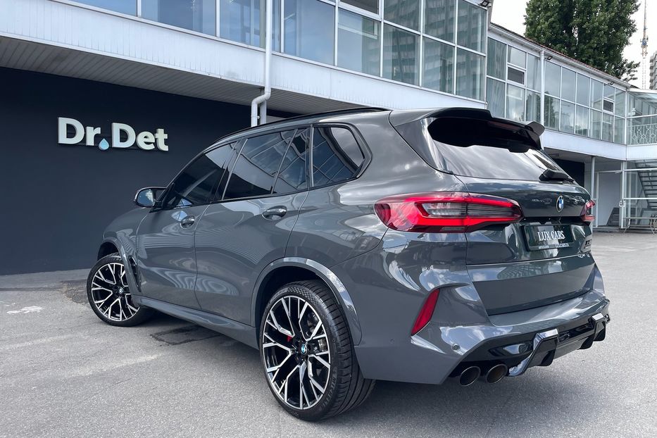 Продам BMW X5 M Competition 2022 года в Киеве