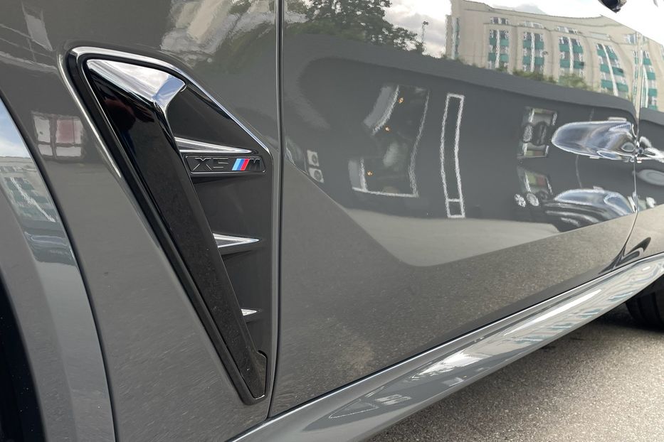 Продам BMW X5 M Competition 2022 года в Киеве