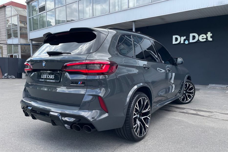 Продам BMW X5 M Competition 2022 года в Киеве