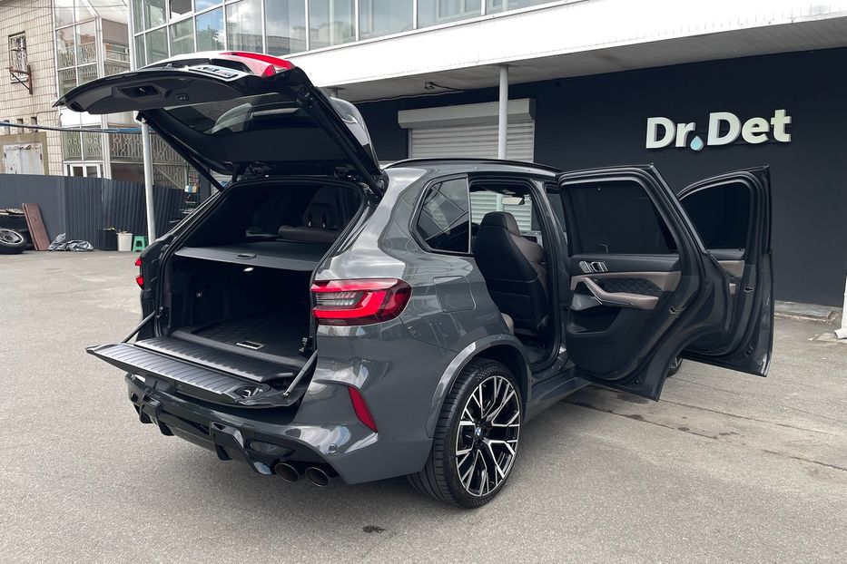 Продам BMW X5 M Competition 2022 года в Киеве