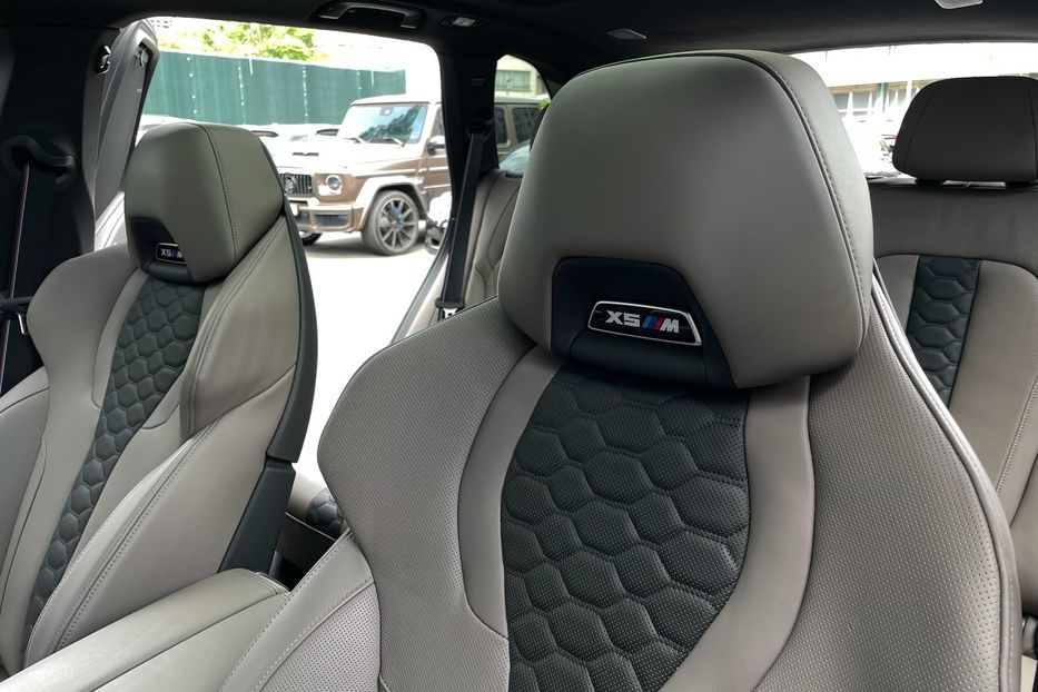 Продам BMW X5 M Competition 2022 года в Киеве