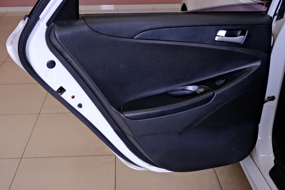 Продам Hyundai Sonata 2015 года в Одессе