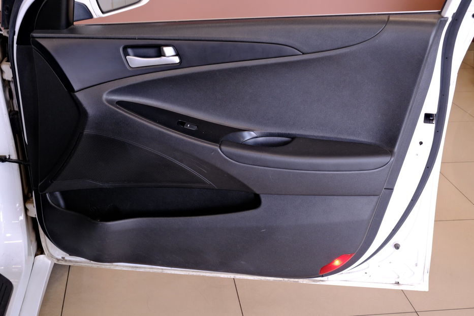 Продам Hyundai Sonata 2015 года в Одессе