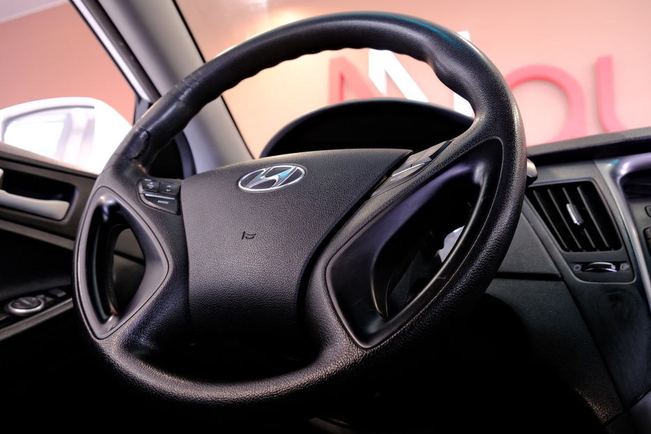 Продам Hyundai Sonata 2015 года в Одессе
