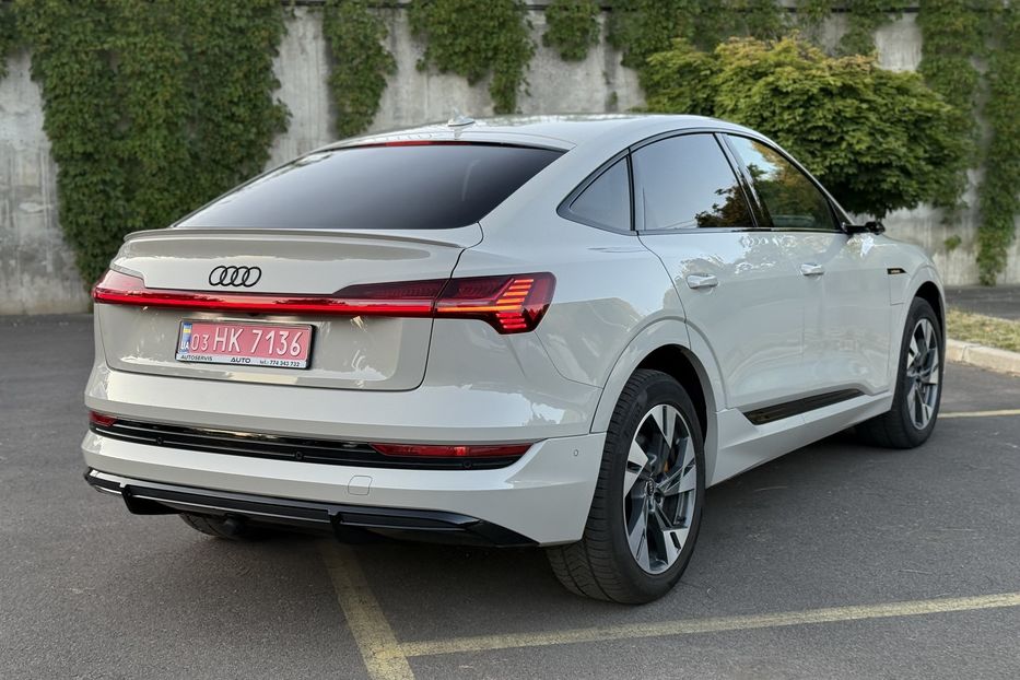 Продам Audi E-Tron 55 авто в Рівному 95kwh 2021 года в Ровно