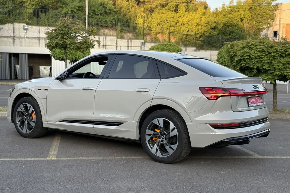 Продам Audi E-Tron 55 авто в Рівному 95kwh 2021 года в Ровно