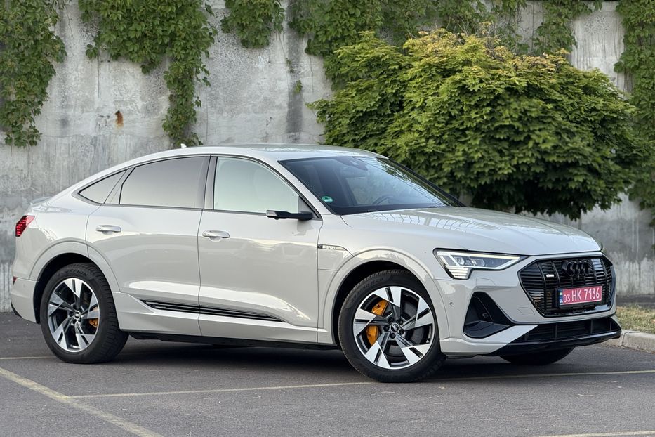 Продам Audi E-Tron 55 авто в Рівному 95kwh 2021 года в Ровно