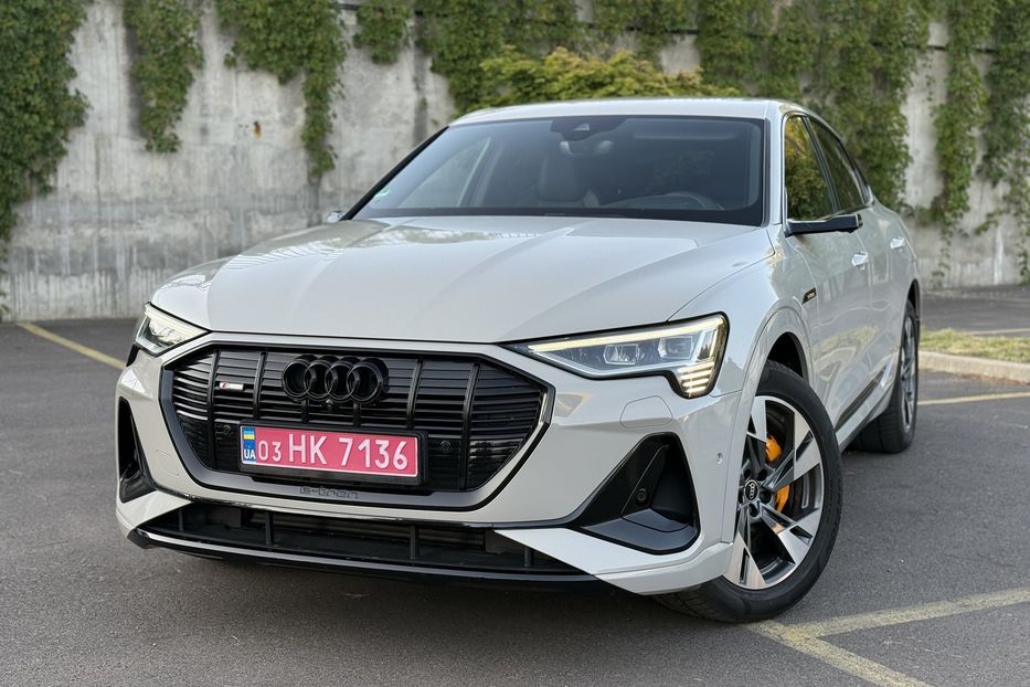 Продам Audi E-Tron 55 авто в Рівному 95kwh 2021 года в Ровно