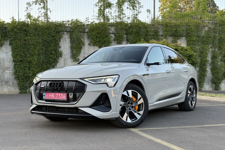 Продам Audi E-Tron 55 авто в Рівному 95kwh 2021 года в Ровно