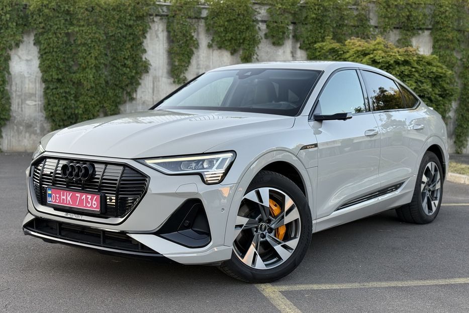 Продам Audi E-Tron 55 авто в Рівному 95kwh 2021 года в Ровно