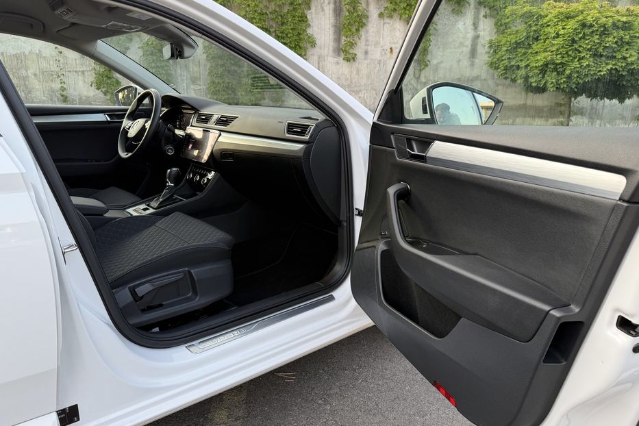 Продам Skoda Superb Style  2021 года в Ровно